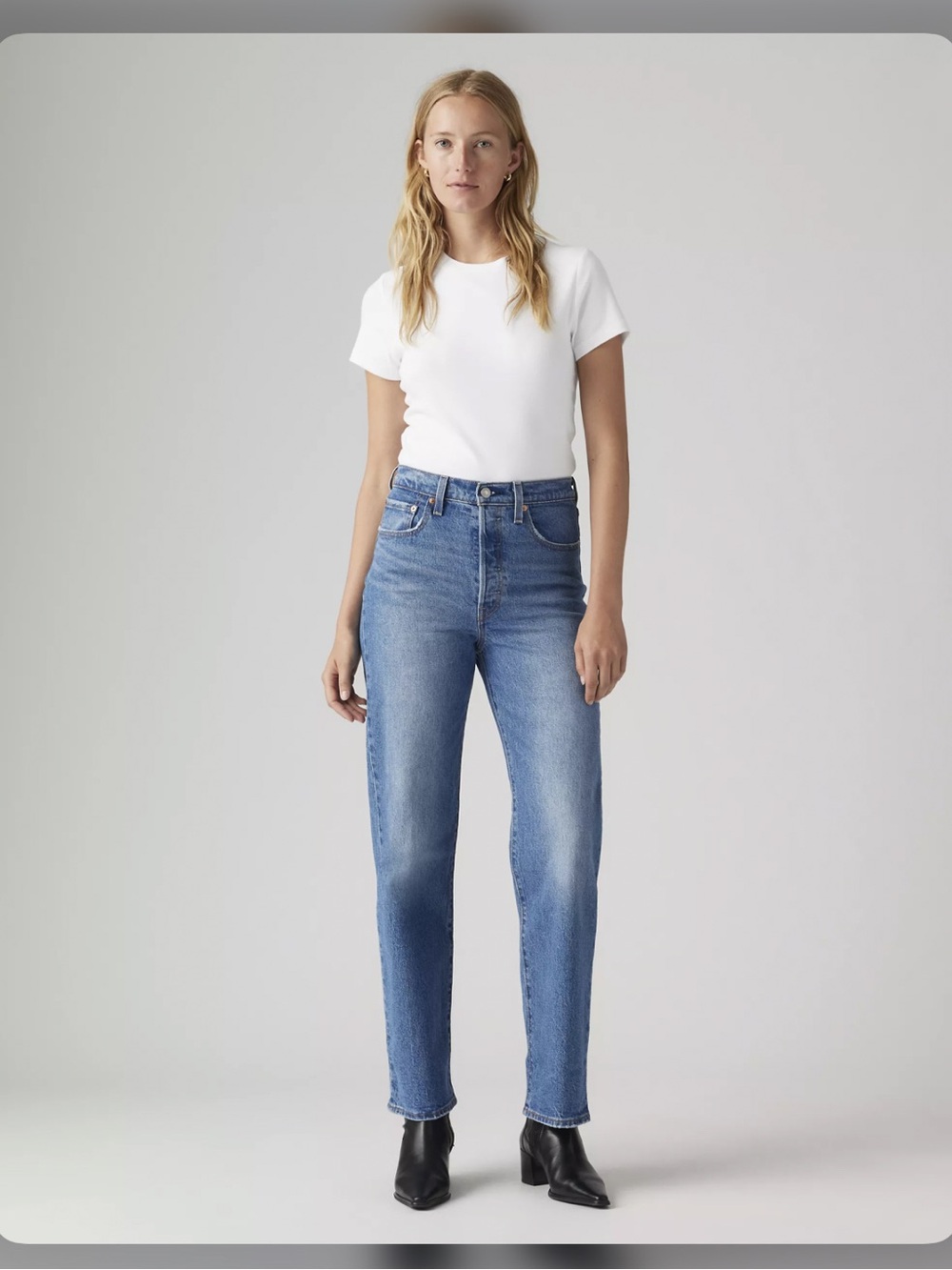 Levi's High-Rise Straight Jeans - Light Blue Wash